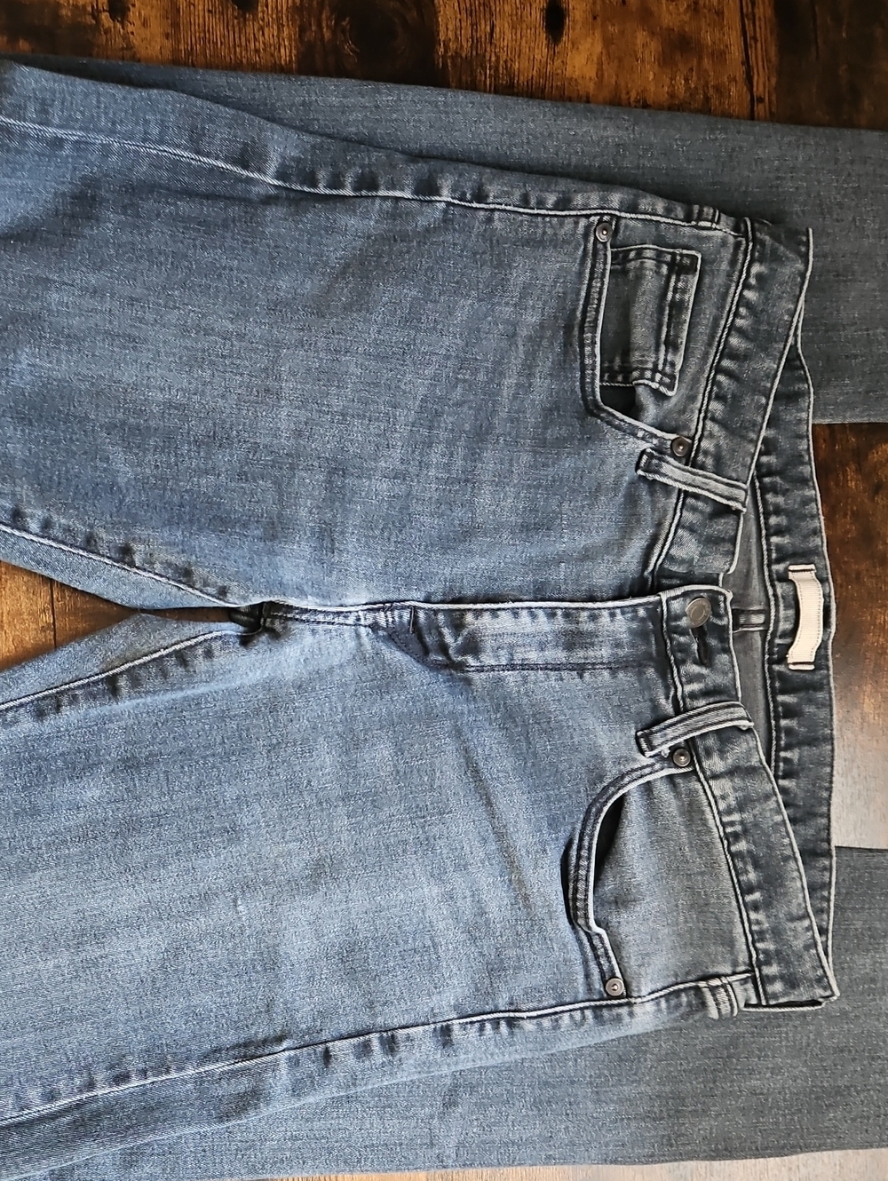 Uniqlo Women's Skinny Jeans in Medium Blue Wash